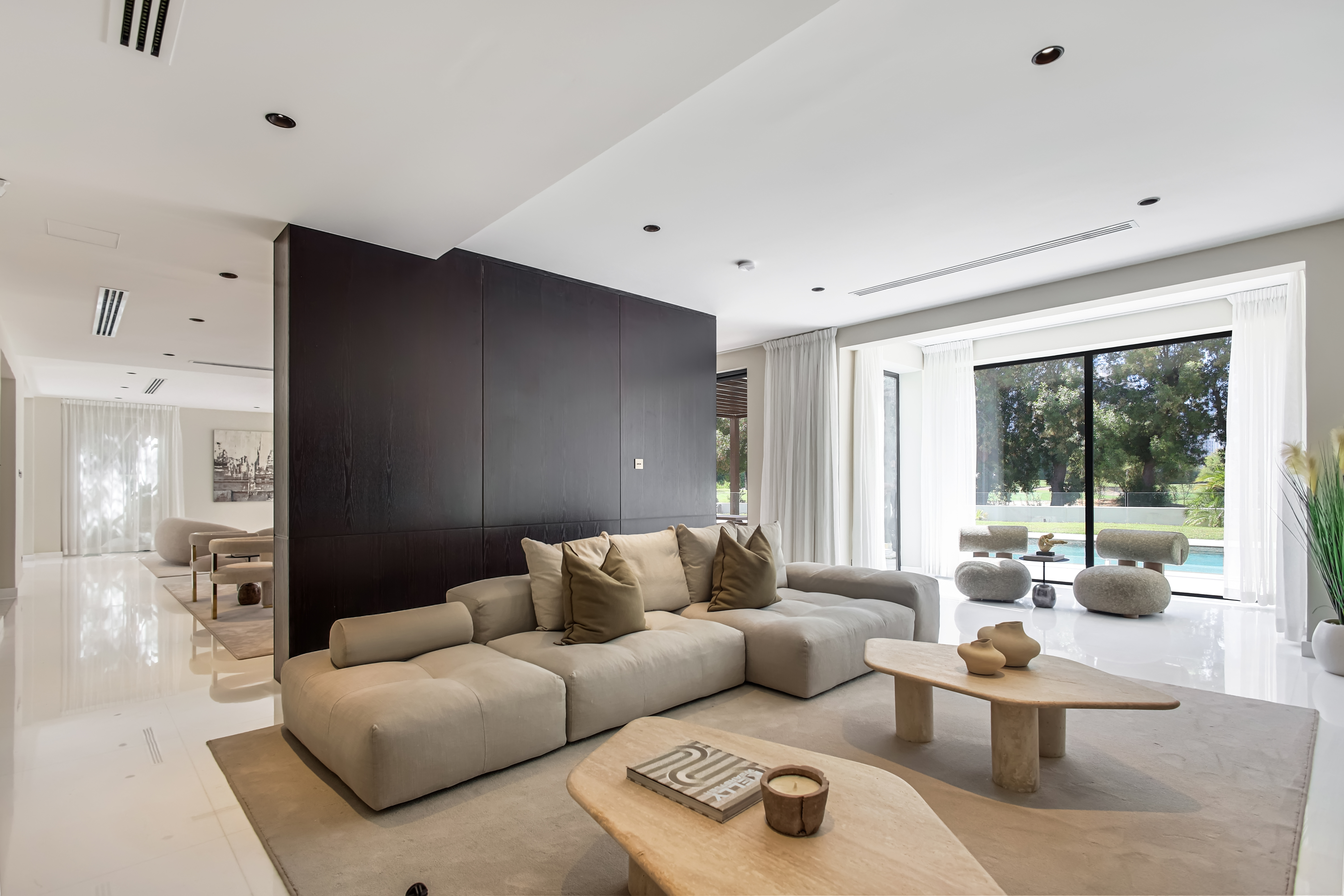 Villa The Lakes - picture 8