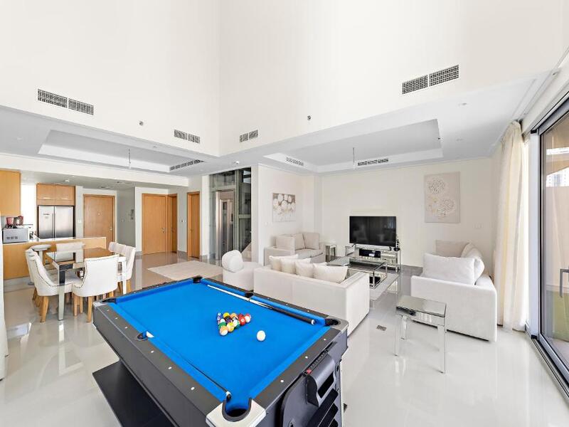 5 Bedroom Apartment for Sale in Downtown Dubai - picture 2