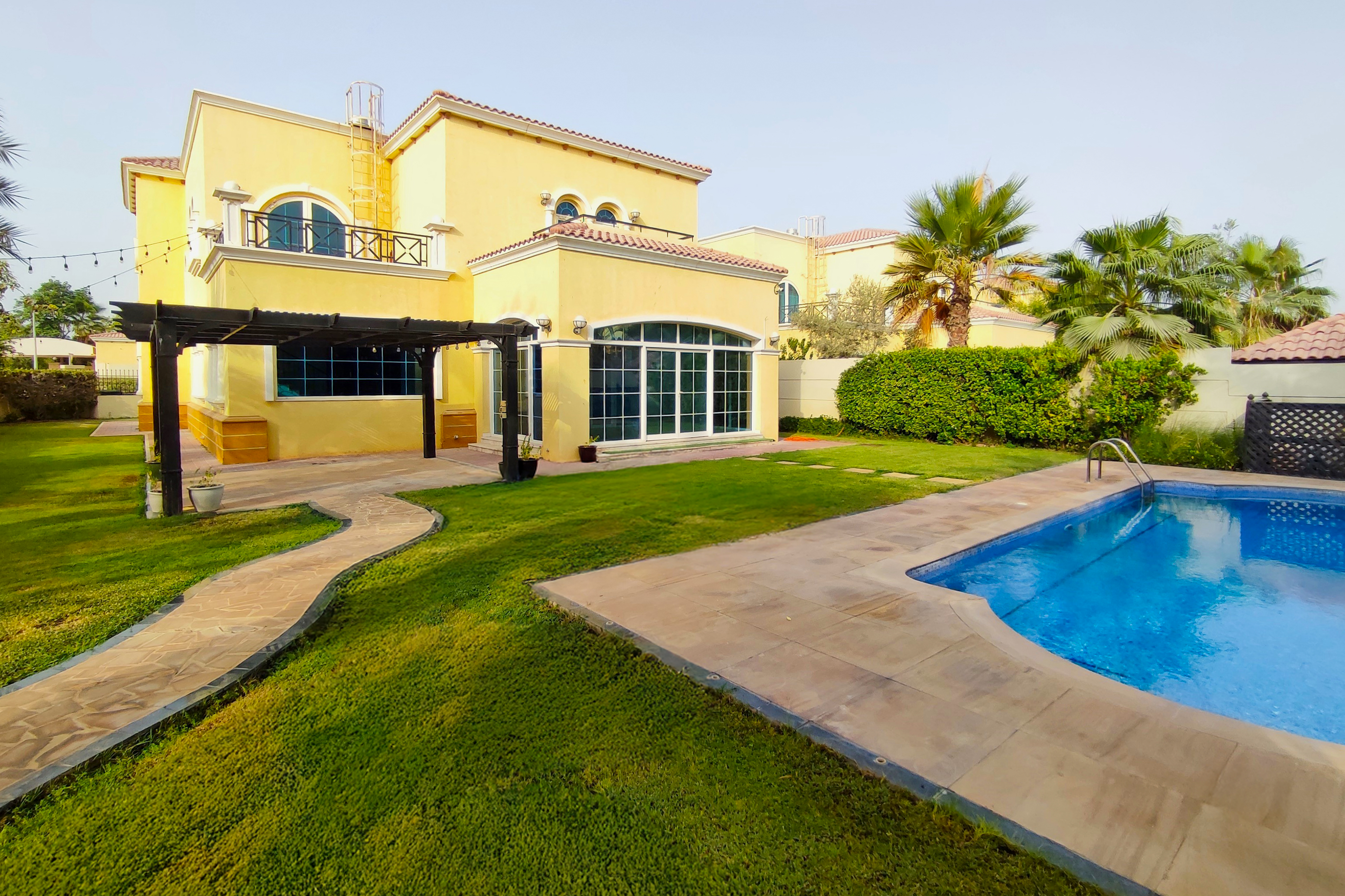 Alquiler Villa | Jumeirah Park - picture 2