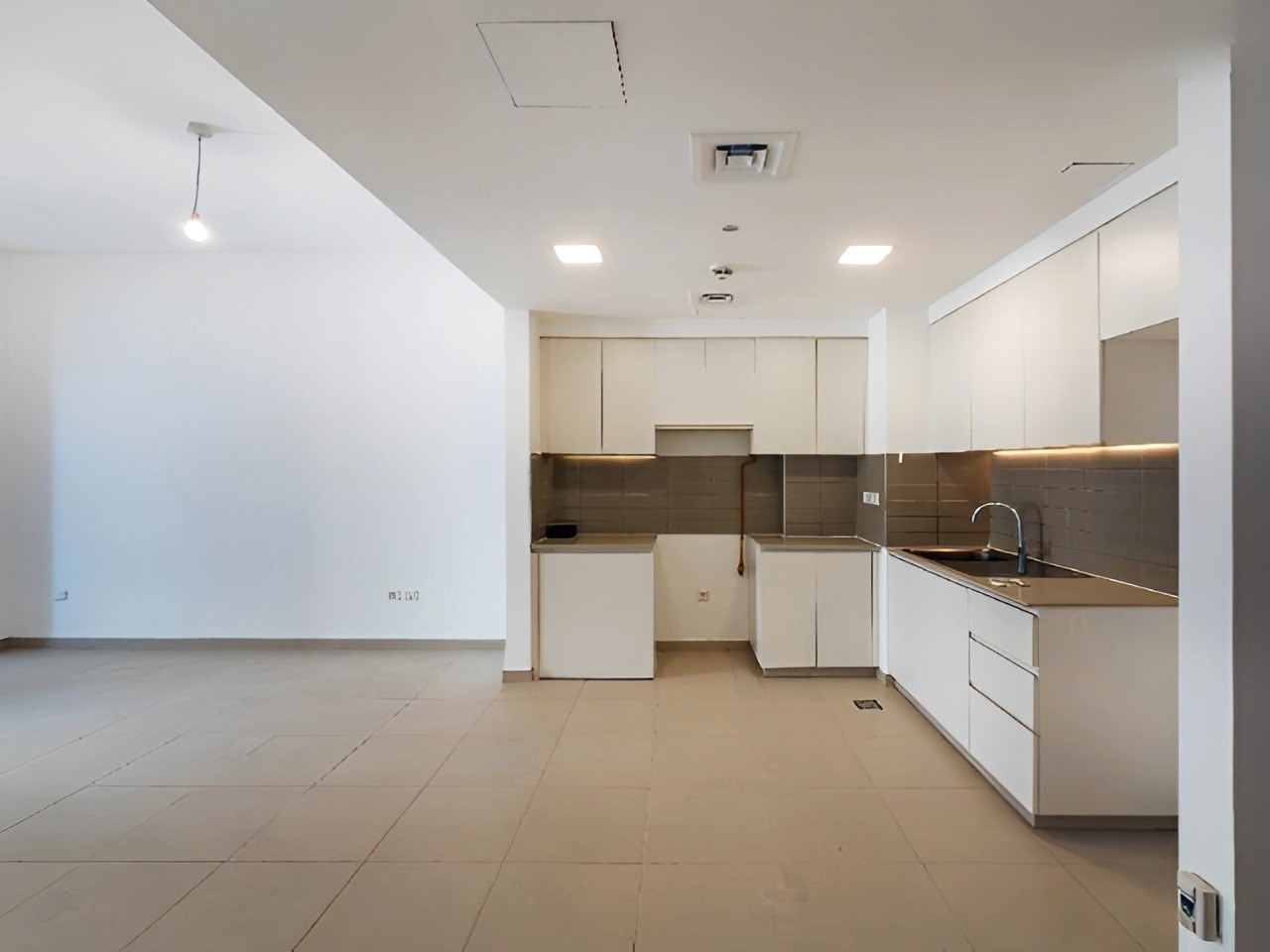 Daire Town Square - picture 6