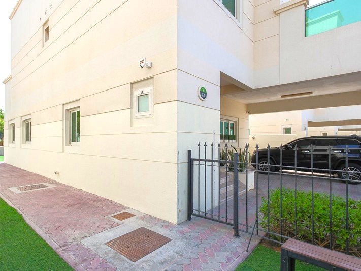 Villa Jumeirah Village Circle - picture 22