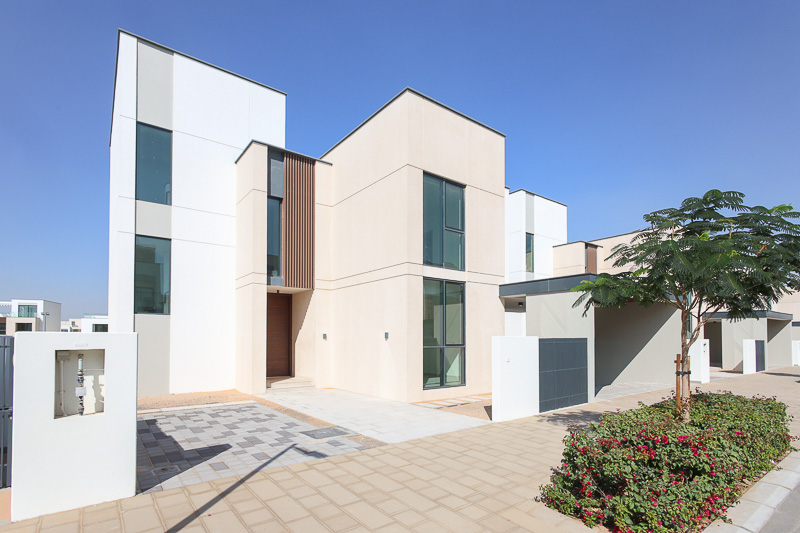 5 Bedroom Villa to rent in Arabian Ranches 3 - picture 2