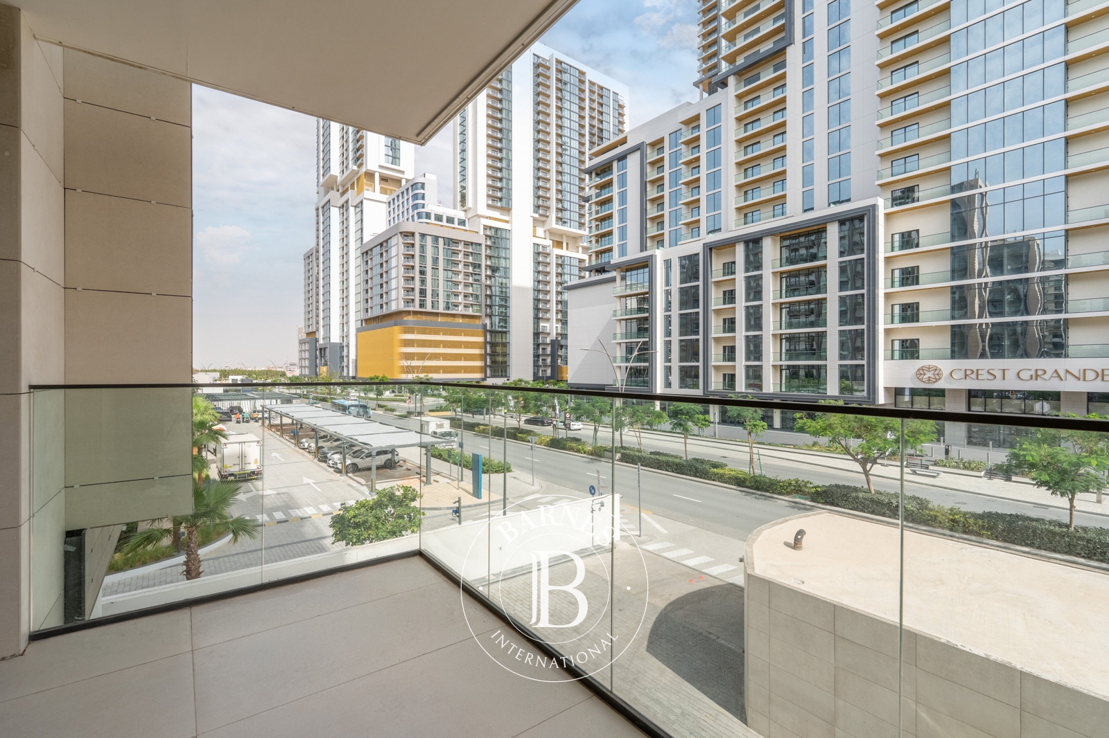 Spacious Layout | Vacant | Corner Unit