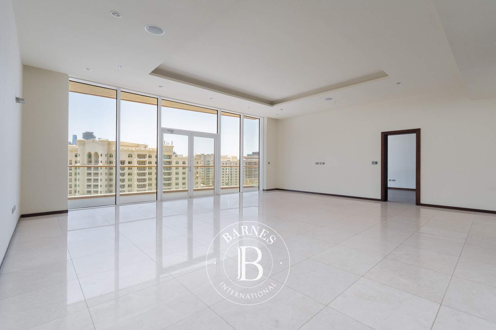 Sea View | Study | Direct Beach Access
